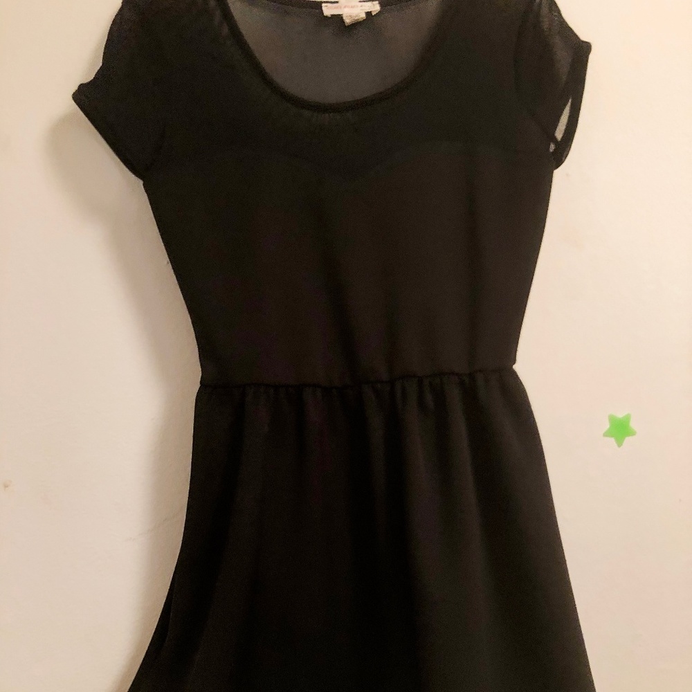 sweetheart neckline dress
